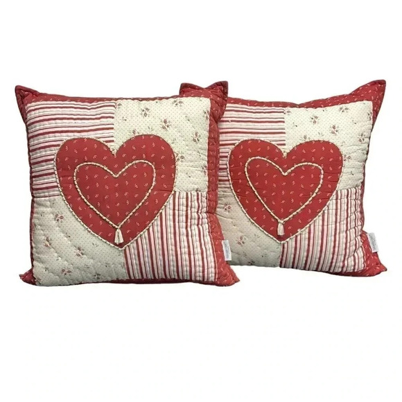 Shabby Chic Hearts Valentines Pink Hearts Love Throw Pillow Set 22 in - Picture 1 of 4